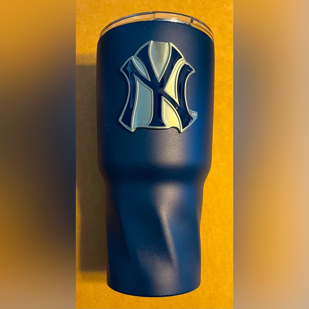 New York Yankees 2025 Navy Tumbler 30 Oz. Vacuum Insulated - New